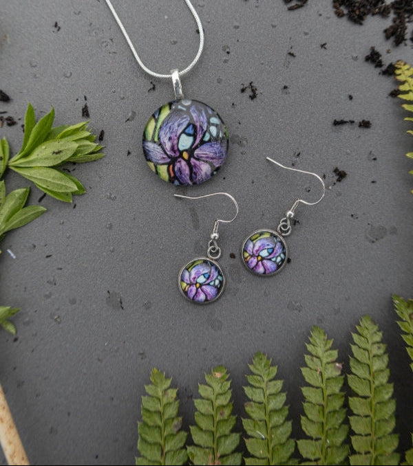 Glass jewelry set