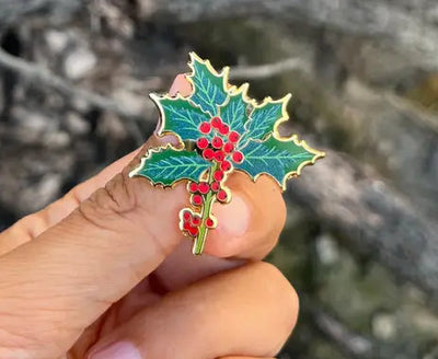 Holiday: Winter Holly Pin